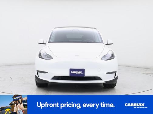 White 2024 Tesla Model Y Long Range