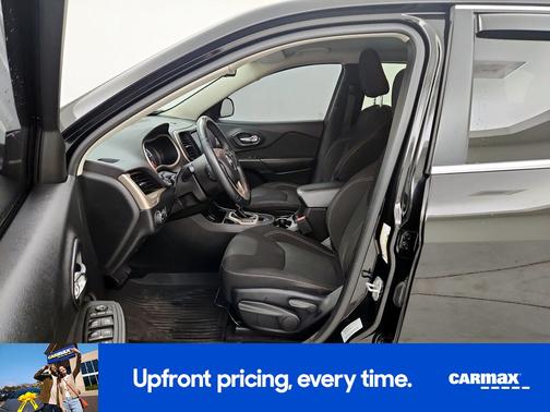 Black 2017 Jeep Cherokee Latitude