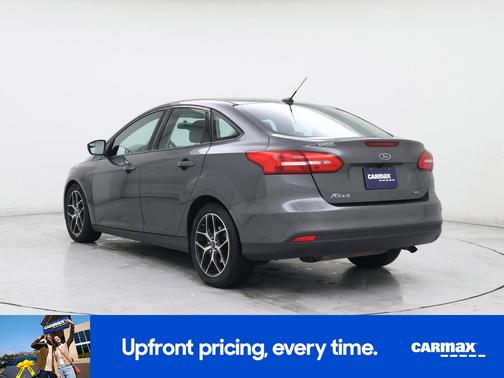 Gray 2017 Ford Focus SEL