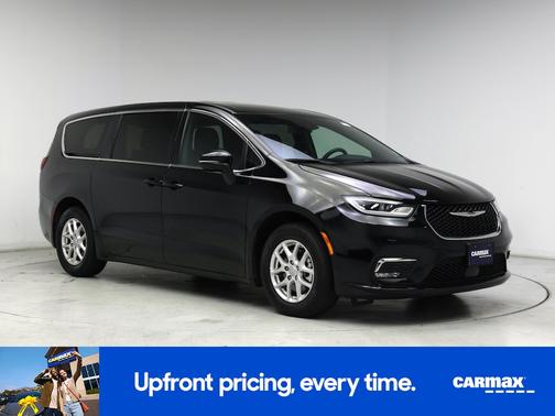 Black 2025 Chrysler Pacifica Select