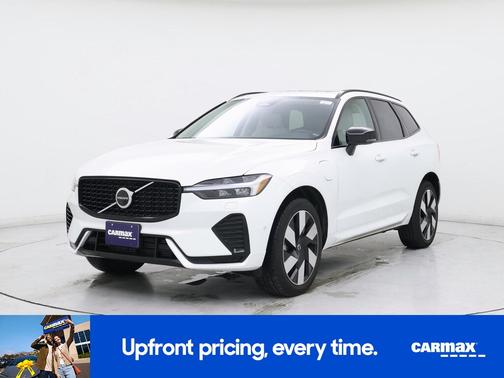 2025 Volvo XC60 Plug-In Hybrid T8 Plus