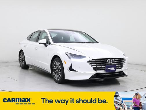 2022 Hyundai SONATA Hybrid Limited