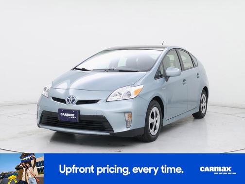 Green 2014 Toyota Prius Five