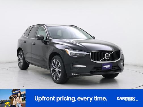 2022 Volvo XC60 B5 Momentum