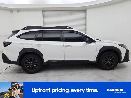 White 2023 Subaru Outback Onyx Edition XT