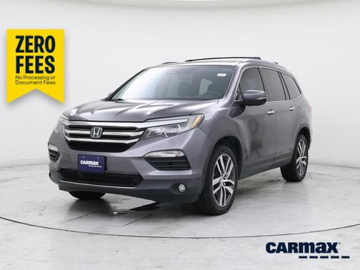 Gray 2017 Honda Pilot Touring