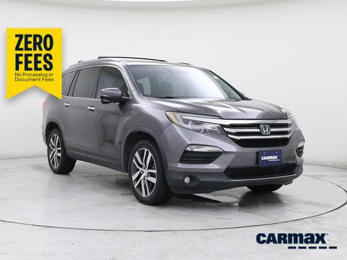 Gray 2017 Honda Pilot Touring