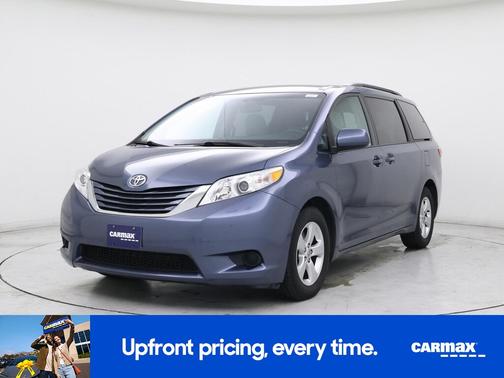 2017 Toyota Sienna LE