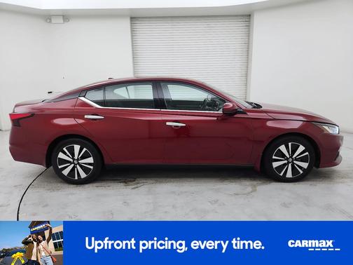 Red 2021 Nissan Altima SL