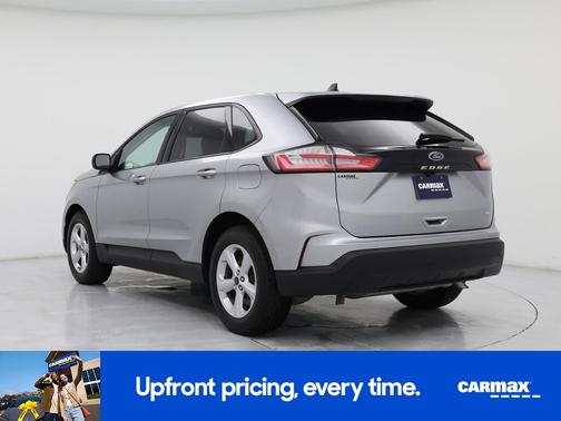 Silver 2024 Ford Edge SE