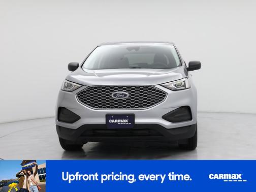 Silver 2024 Ford Edge SE