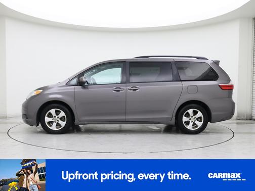 2016 Toyota Sienna LE