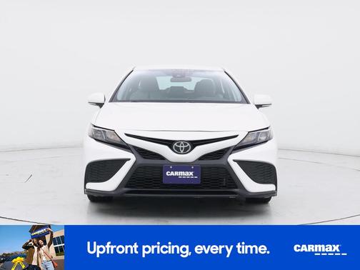 White 2023 Toyota Camry SE