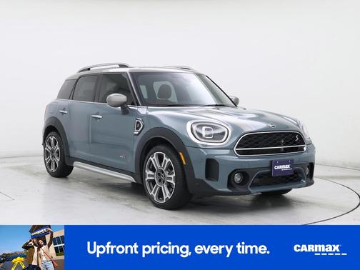 Green 2023 MINI Countryman S ALL4