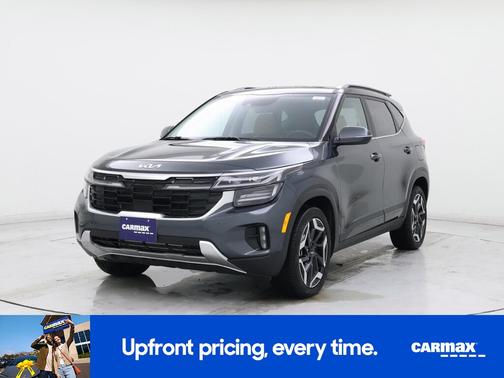 Gray 2024 Kia Seltos SX