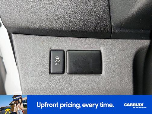 White 2017 Nissan NV200 S