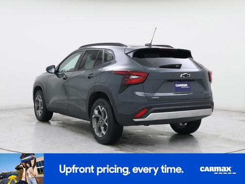 Gray 2025 Chevrolet Trax LT