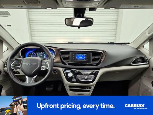 2017 Chrysler Pacifica Touring Plus