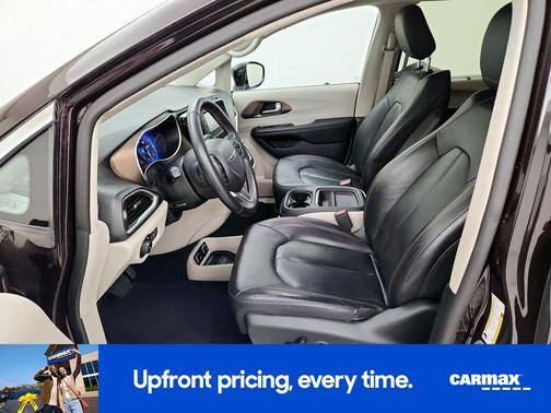 2017 Chrysler Pacifica Touring Plus