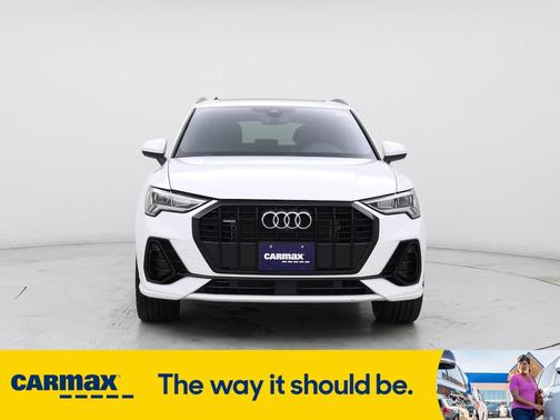 2023 Audi Q3 S-Line Premium