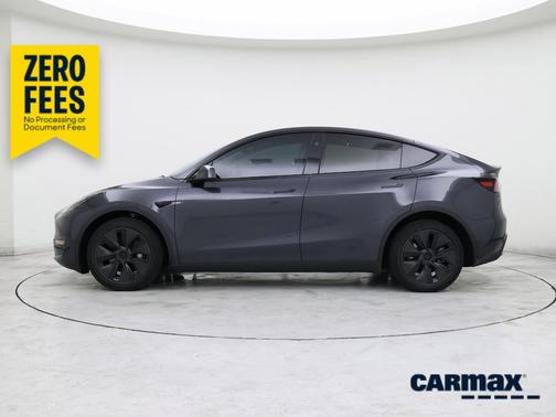 Gray 2025 Tesla Model Y Long Range