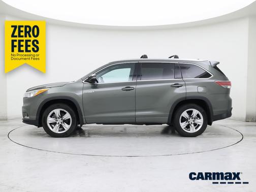 Green 2015 Toyota Highlander Hybrid Limited