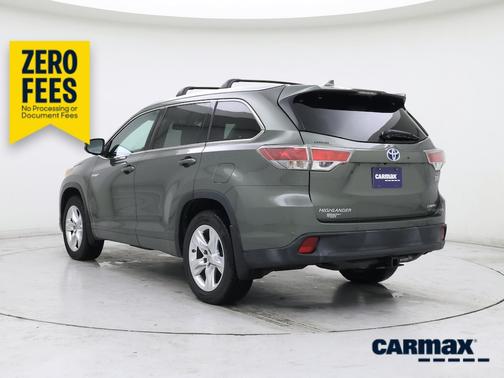 Green 2015 Toyota Highlander Hybrid Limited