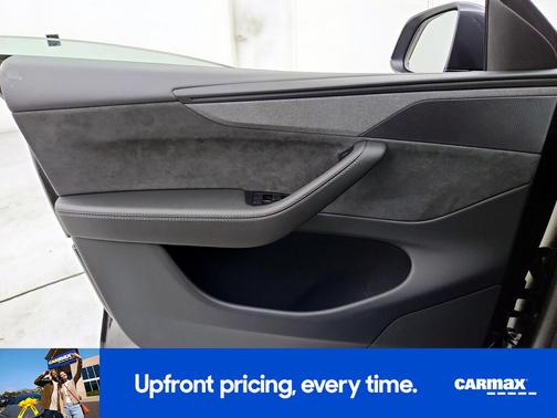 2026 Tesla Model Y Premium