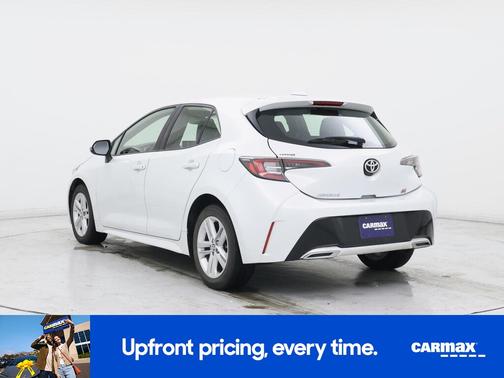 White 2021 Toyota Corolla Hatchback SE