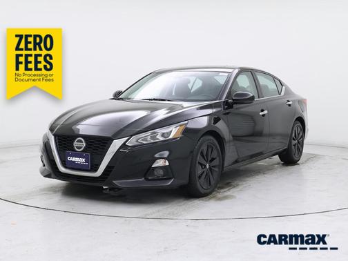 Black 2019 Nissan Altima SL