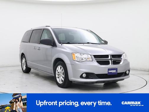 Gray 2018 Dodge Grand Caravan SXT