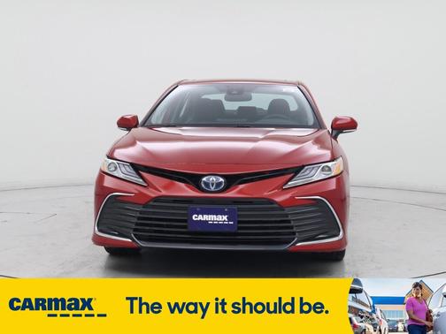 2023 Toyota Camry Hybrid XLE