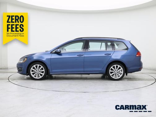 Blue 2017 Volkswagen Golf SE