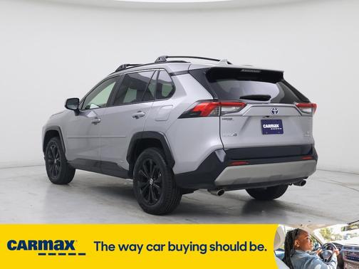 2024 Toyota RAV4 Hybrid SE