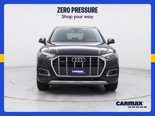 Black 2023 Audi Q5 Premium