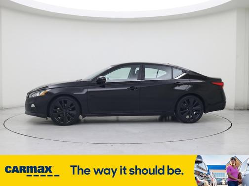 2022 Nissan Altima SR