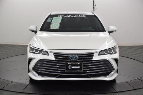2019 Toyota Avalon Hybrid XLE Plus