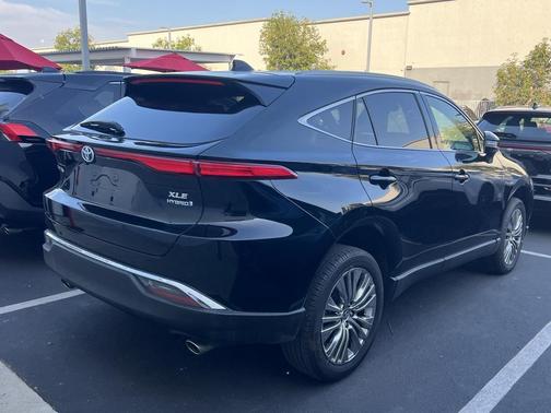 2022 Toyota Venza LE
