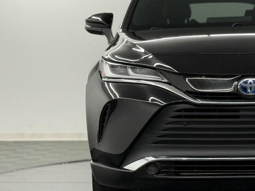 2022 Toyota Venza LE