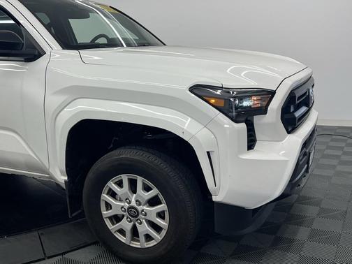 2024 Toyota Tacoma SR