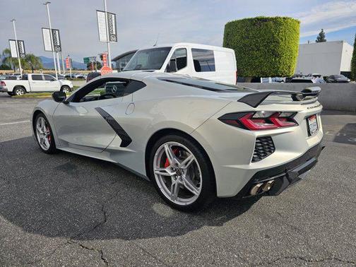 2021 Chevrolet Corvette Stingray w/2LT
