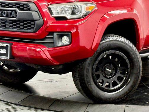 2019 Toyota Tacoma TRD Sport