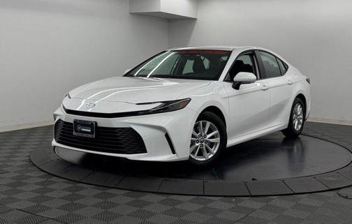 Ice 2026 Toyota Camry LE