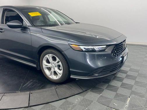 2025 Honda Accord LX 1.5T