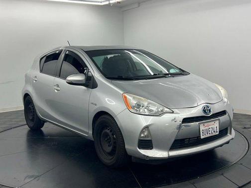 Classic Silver Metallic 2014 Toyota Prius c Three