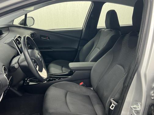 2018 Toyota Prius Three