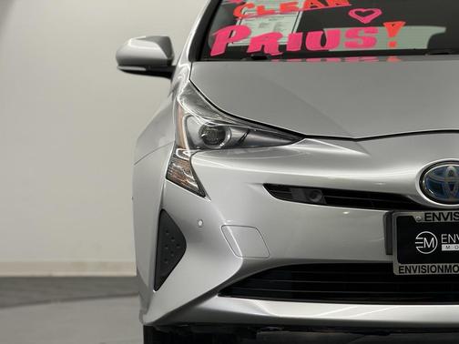 2018 Toyota Prius Three