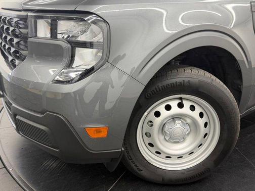 Carbonized Gray Metallic 2025 Ford Maverick XL