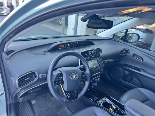 2019 Toyota Prius XLE