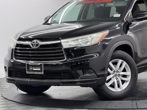 2016 Toyota Highlander LE